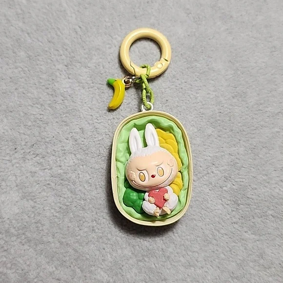 Cute Labubu Keychain - Picture 2 of 4